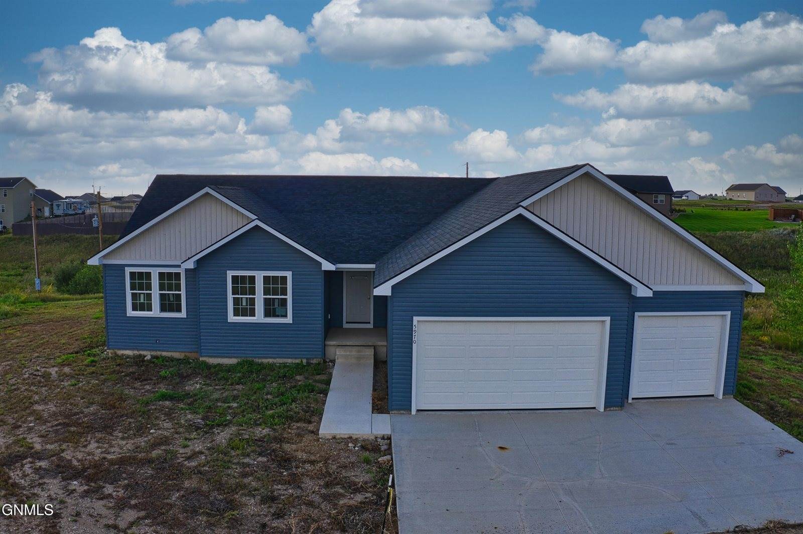 5970 137th Avenue NW, Williston, ND 58801