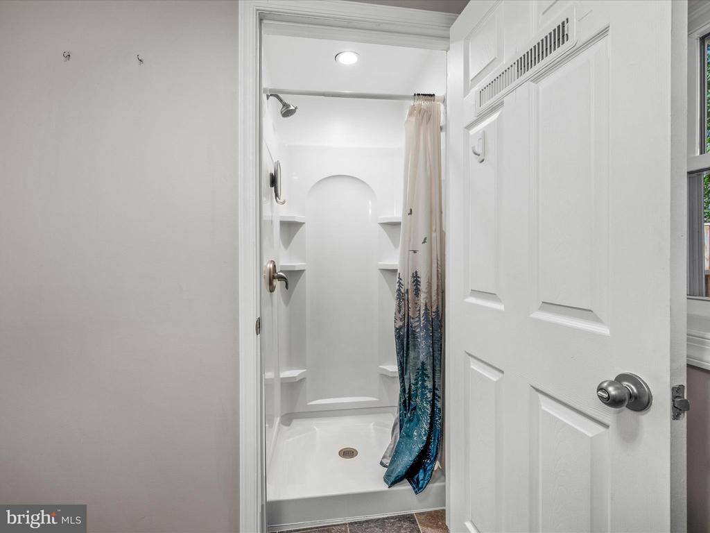 303 West 10TH Street, Front Royal, VA 22630