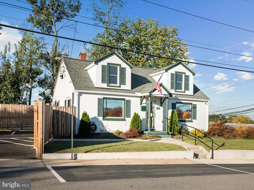 303 West 10TH Street, Front Royal, VA 22630