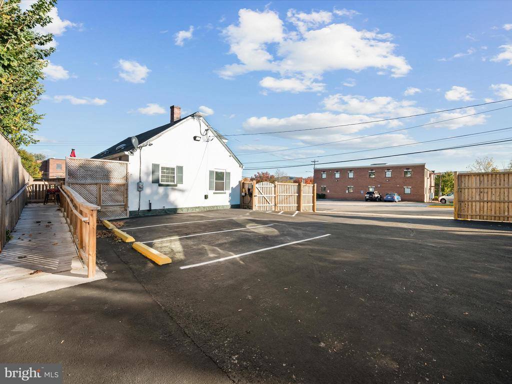 303 West 10TH Street, Front Royal, VA 22630