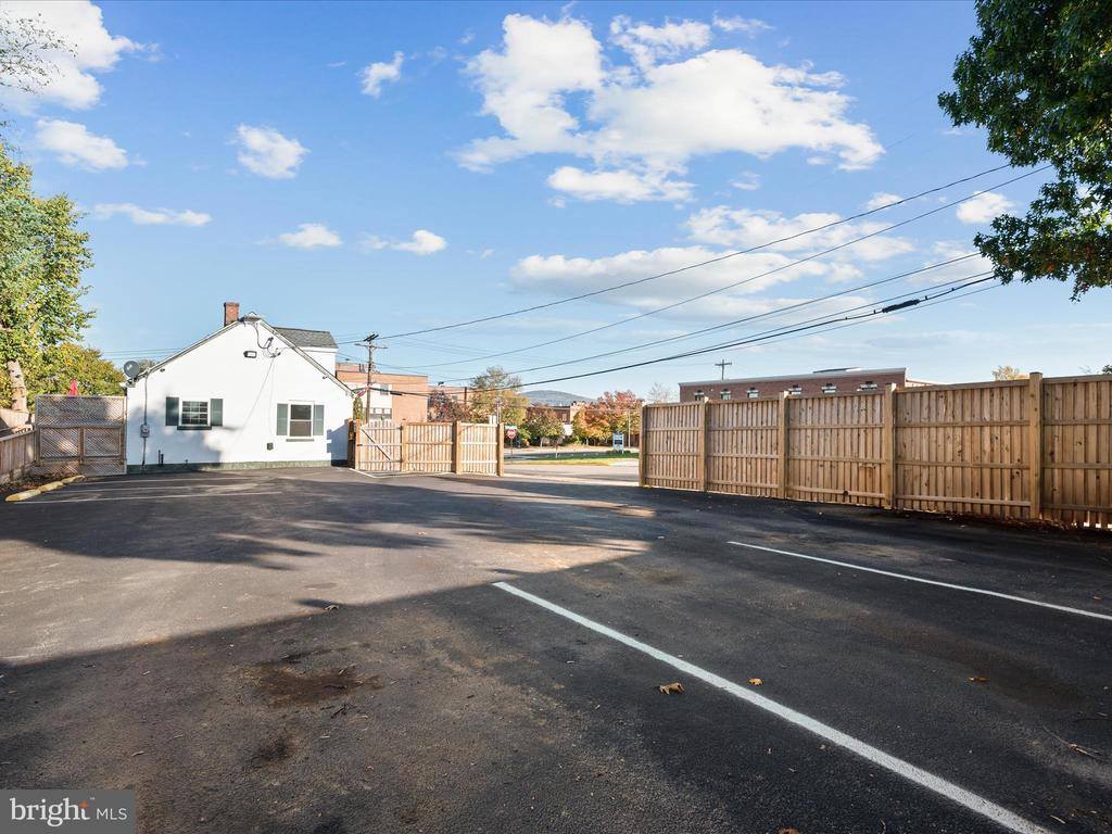 303 West 10TH Street, Front Royal, VA 22630