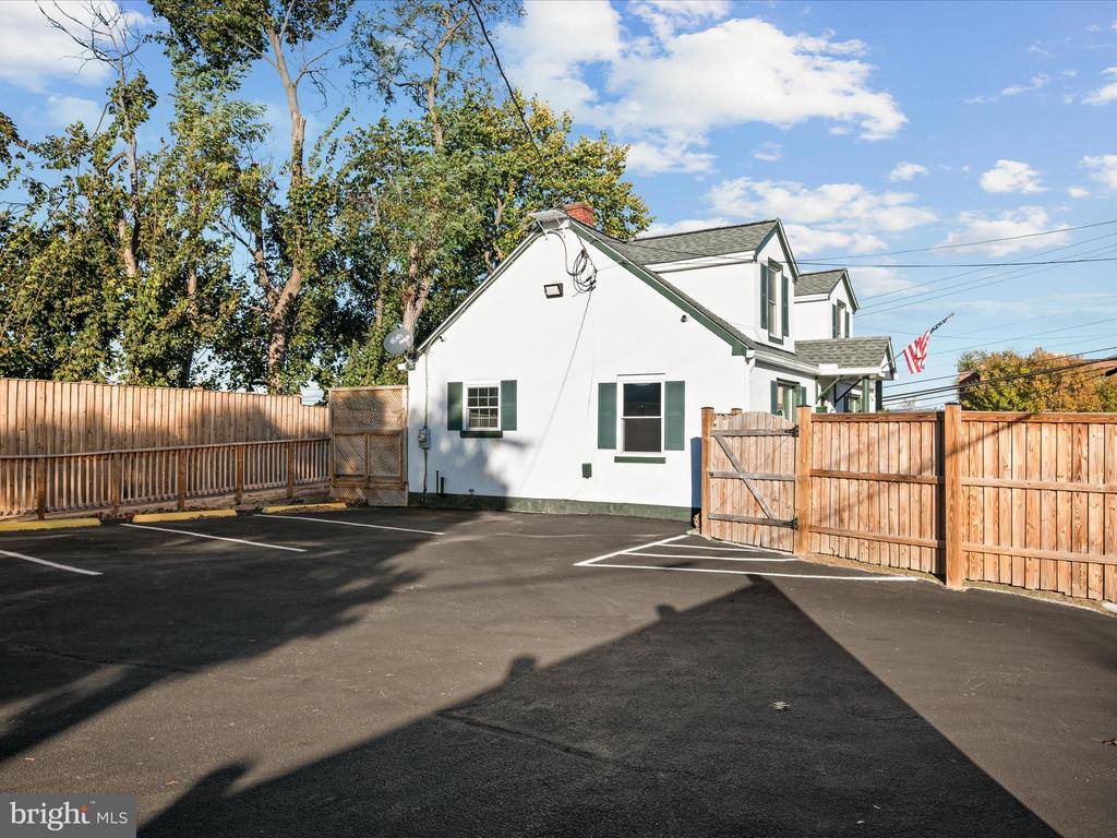 303 West 10TH Street, Front Royal, VA 22630