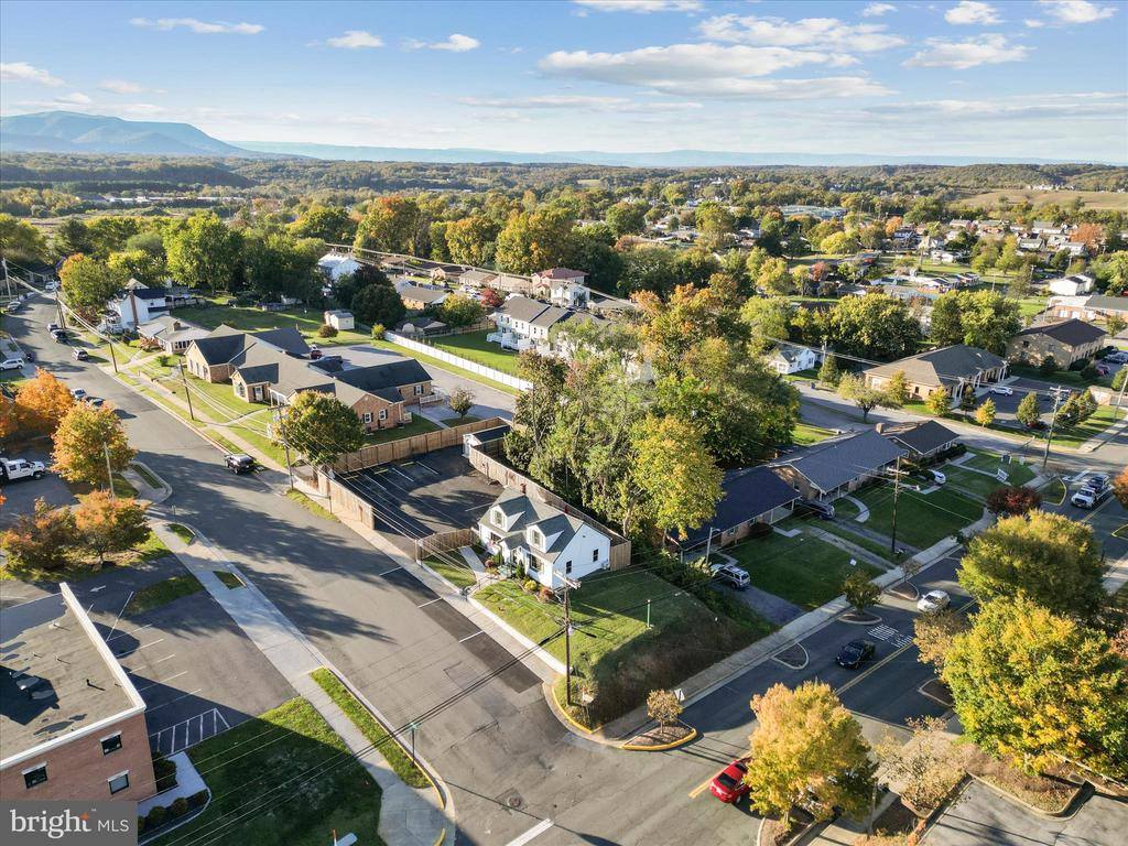 303 West 10TH Street, Front Royal, VA 22630