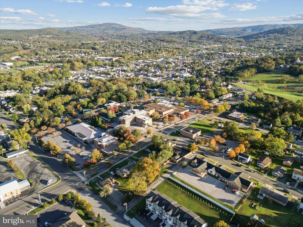 303 West 10TH Street, Front Royal, VA 22630