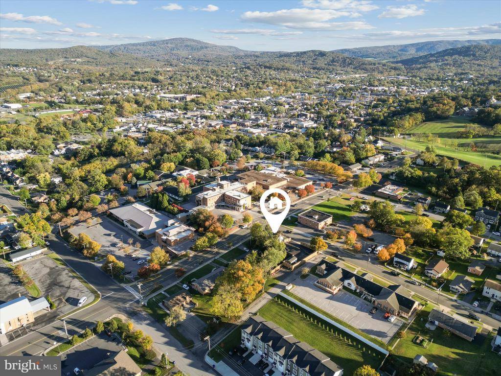 303 West 10TH Street, Front Royal, VA 22630