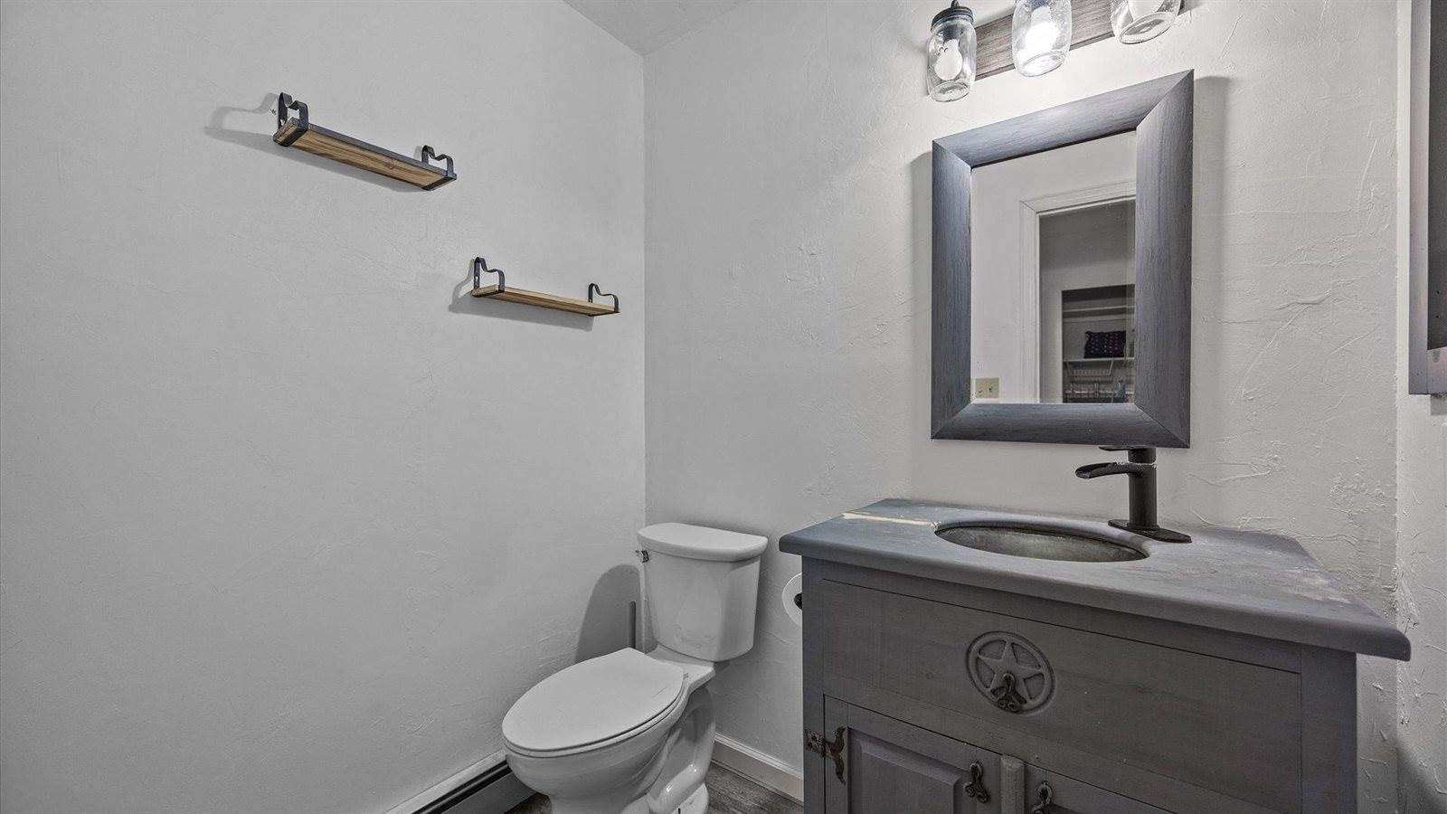 3271 West Willow Court, Clifton, CO 81520