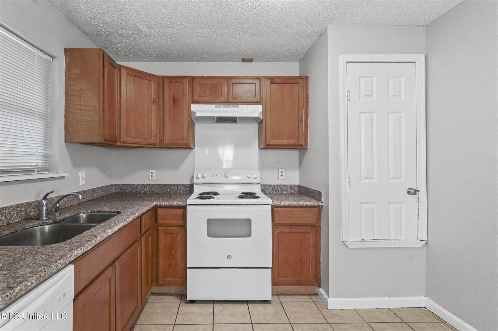 413 North Wilson Boulevard, Gulfport, MS 39503