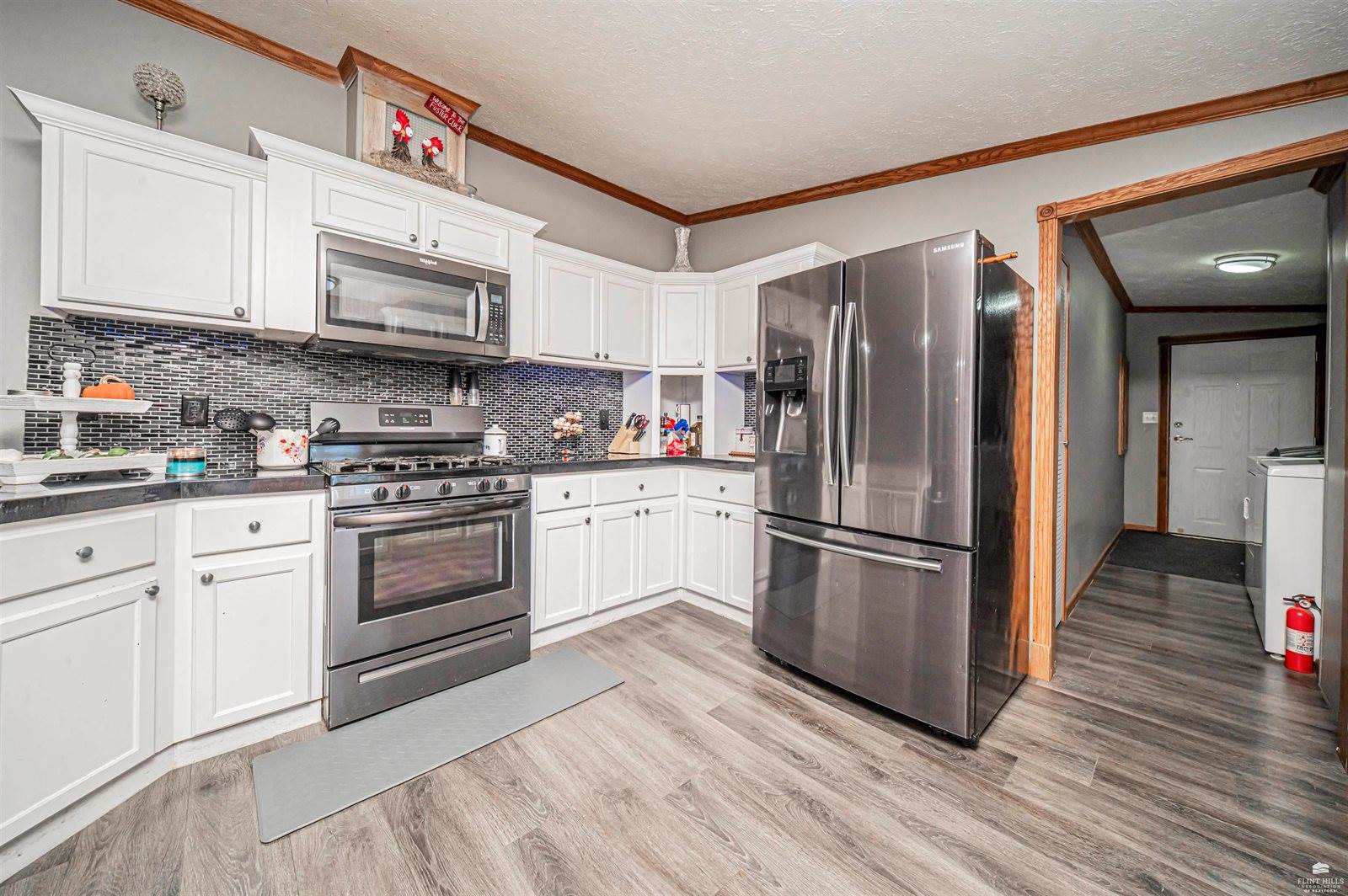 507 East 1st, Enterprise, KS 67441