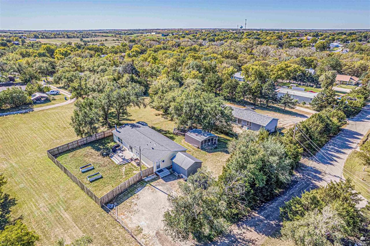 507 East 1st, Enterprise, KS 67441
