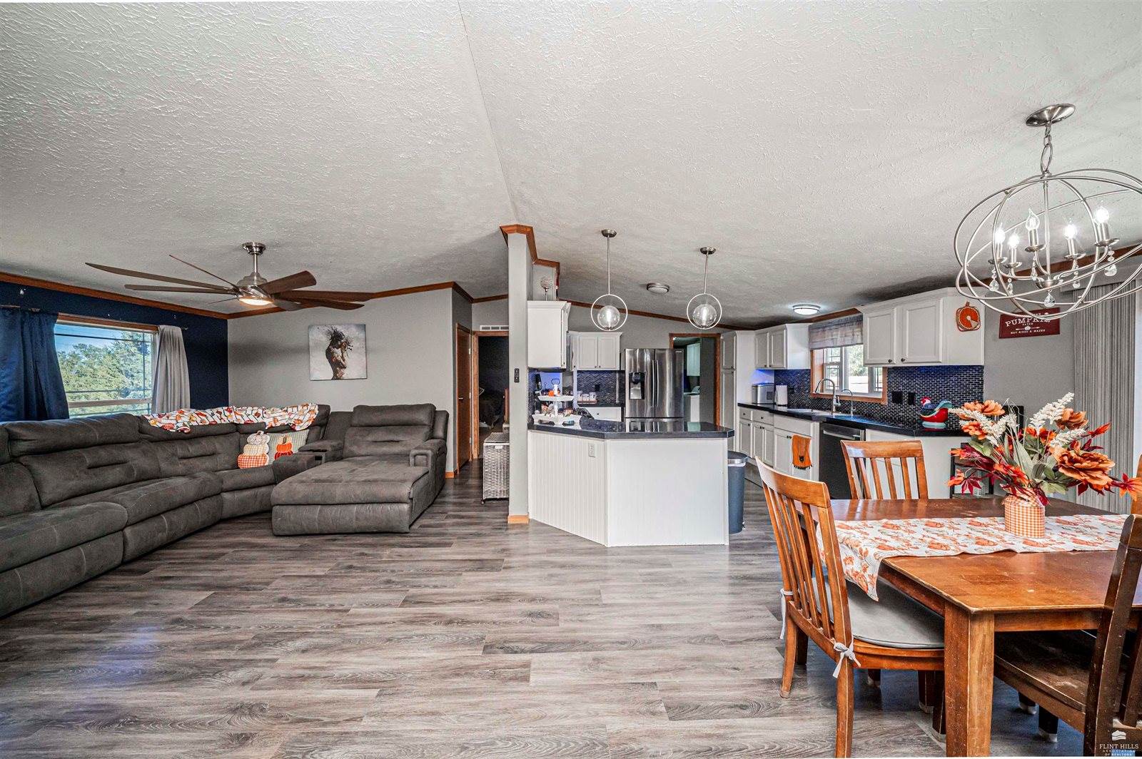 507 East 1st, Enterprise, KS 67441