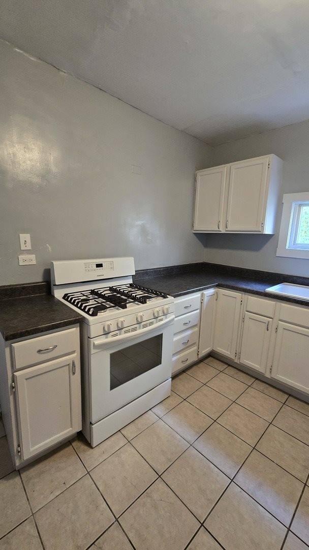 10015 South State Street, Chicago, IL 60628
