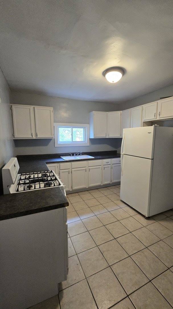 10015 South State Street, Chicago, IL 60628