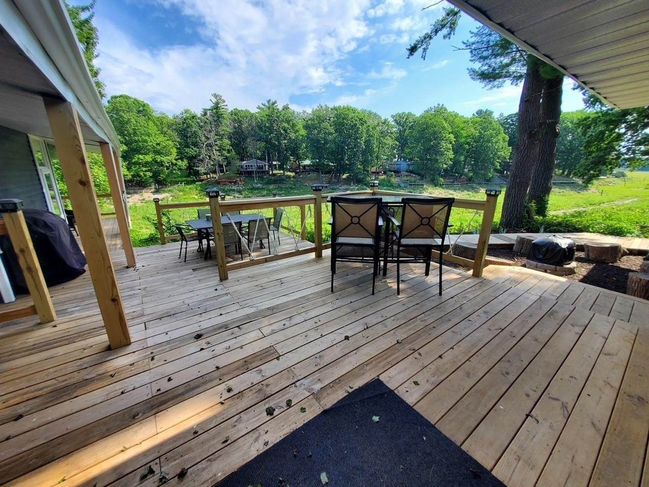 3214 N Gil-Haven Court, Sanford, MI 48657