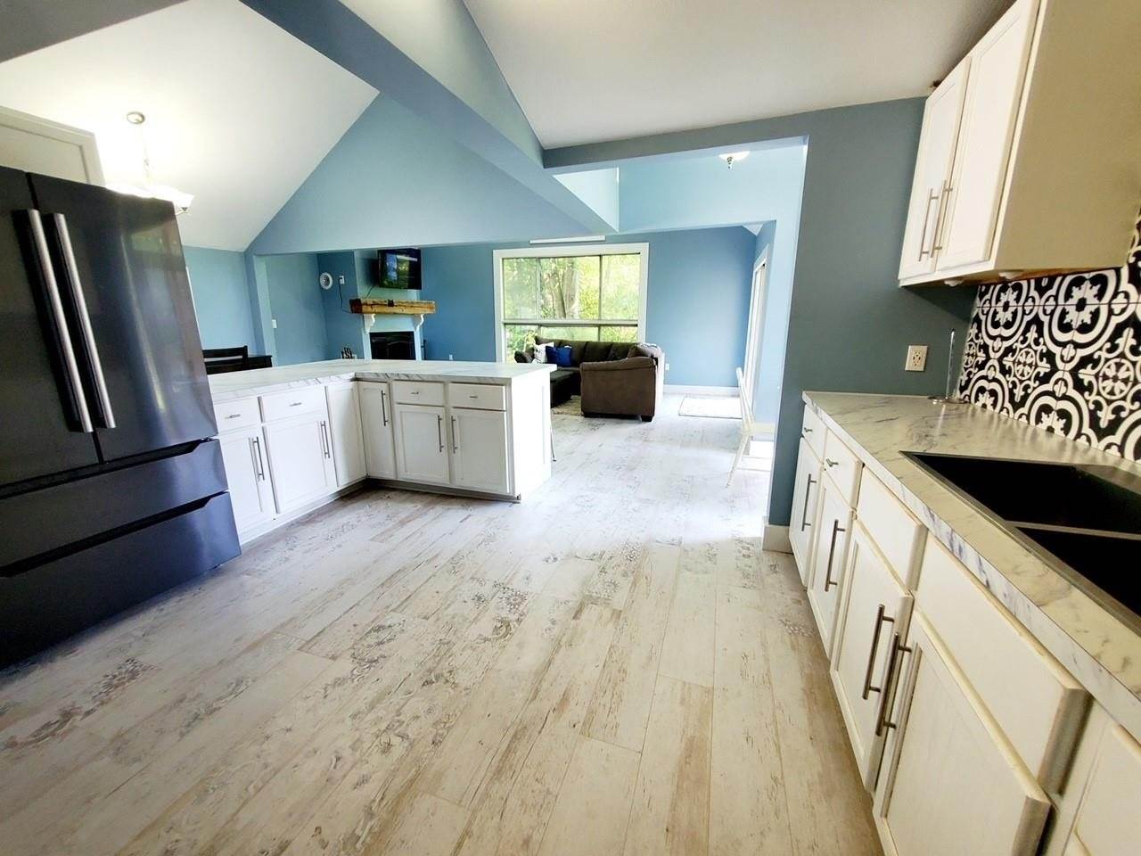 3214 N Gil-Haven Court, Sanford, MI 48657