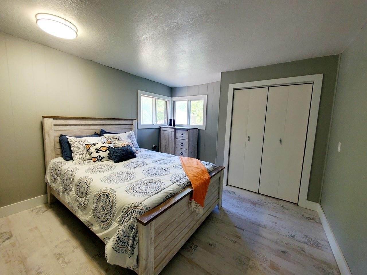 3214 N Gil-Haven Court, Sanford, MI 48657