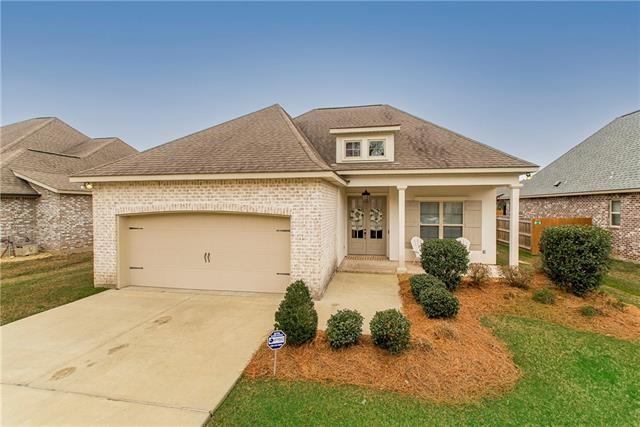 1072 Fox Sparrow Loop, Madisonville, LA 70447