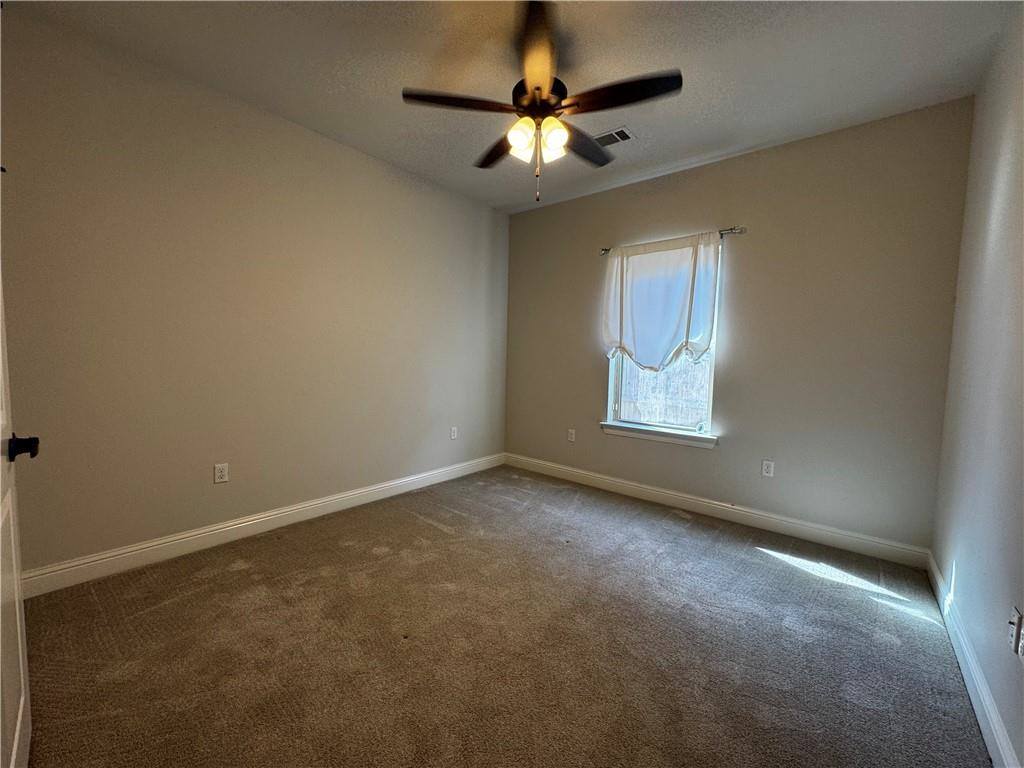 1072 Fox Sparrow Loop, Madisonville, LA 70447