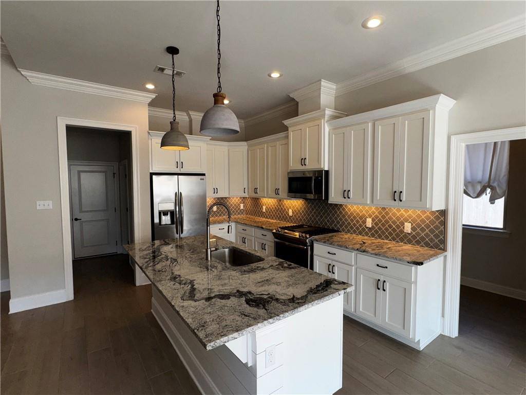 1072 Fox Sparrow Loop, Madisonville, LA 70447