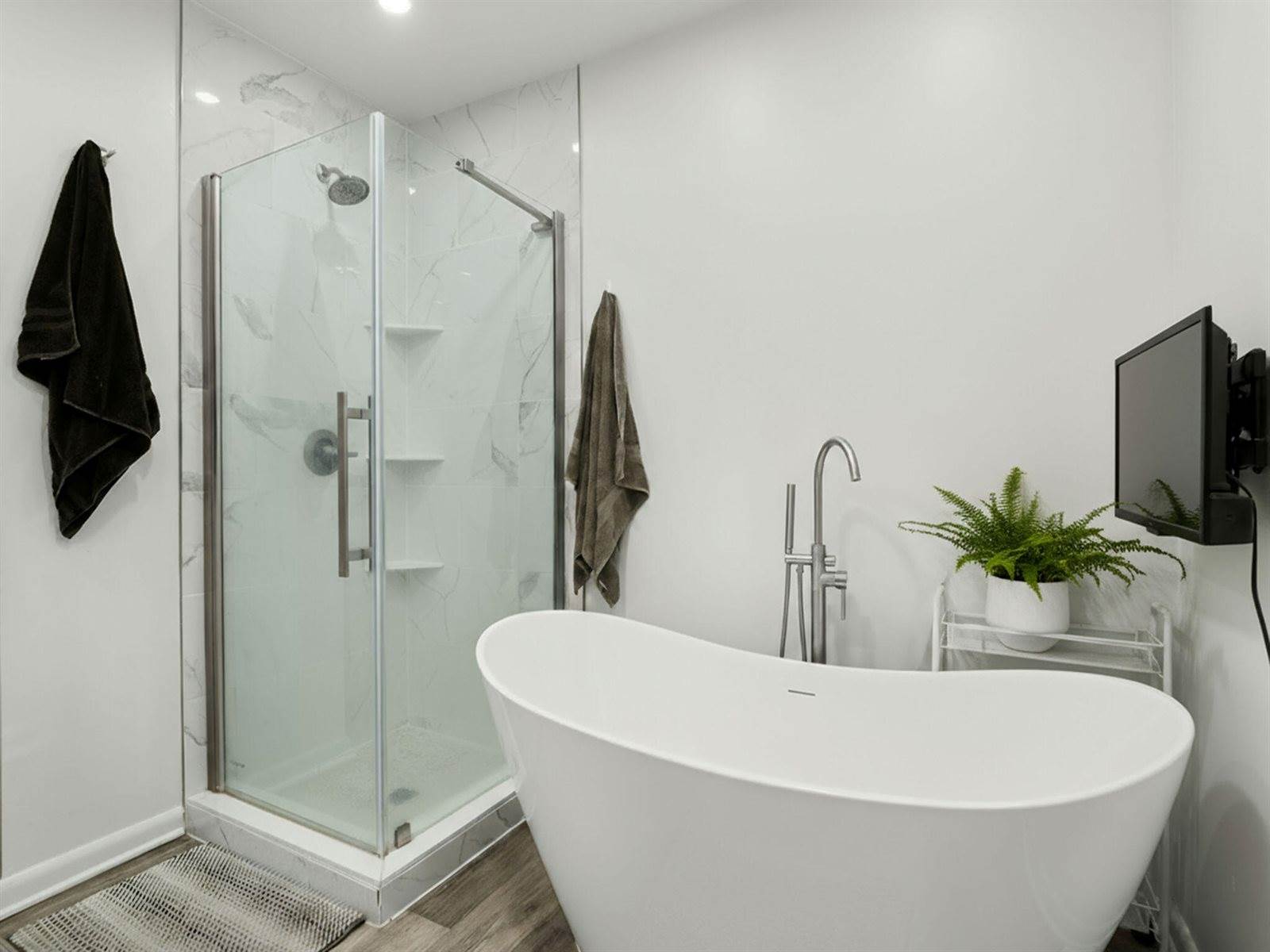 6861 LA-8, Leesville, LA 71446