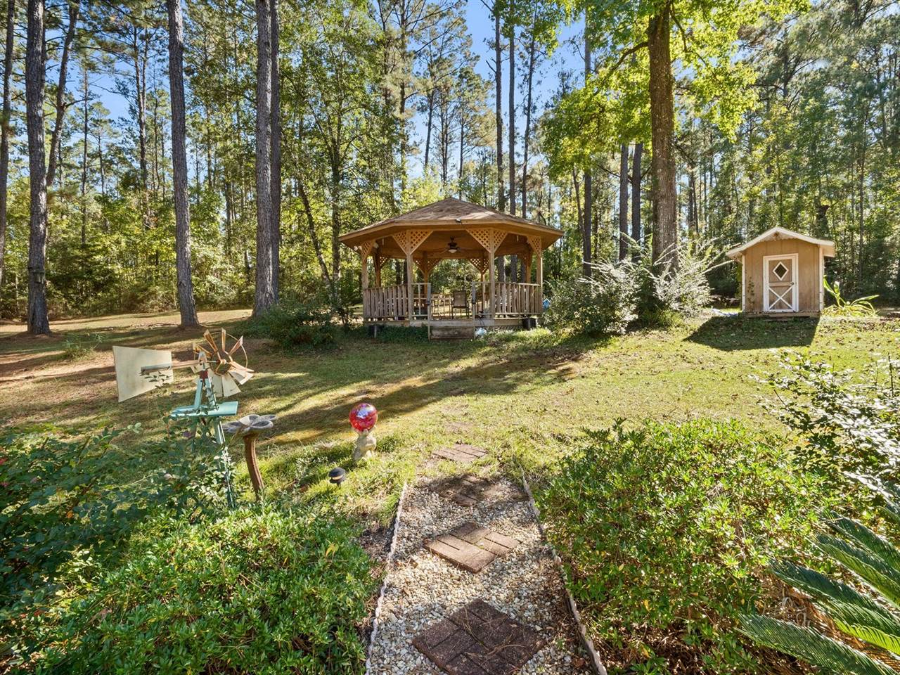 6861 LA-8, Leesville, LA 71446