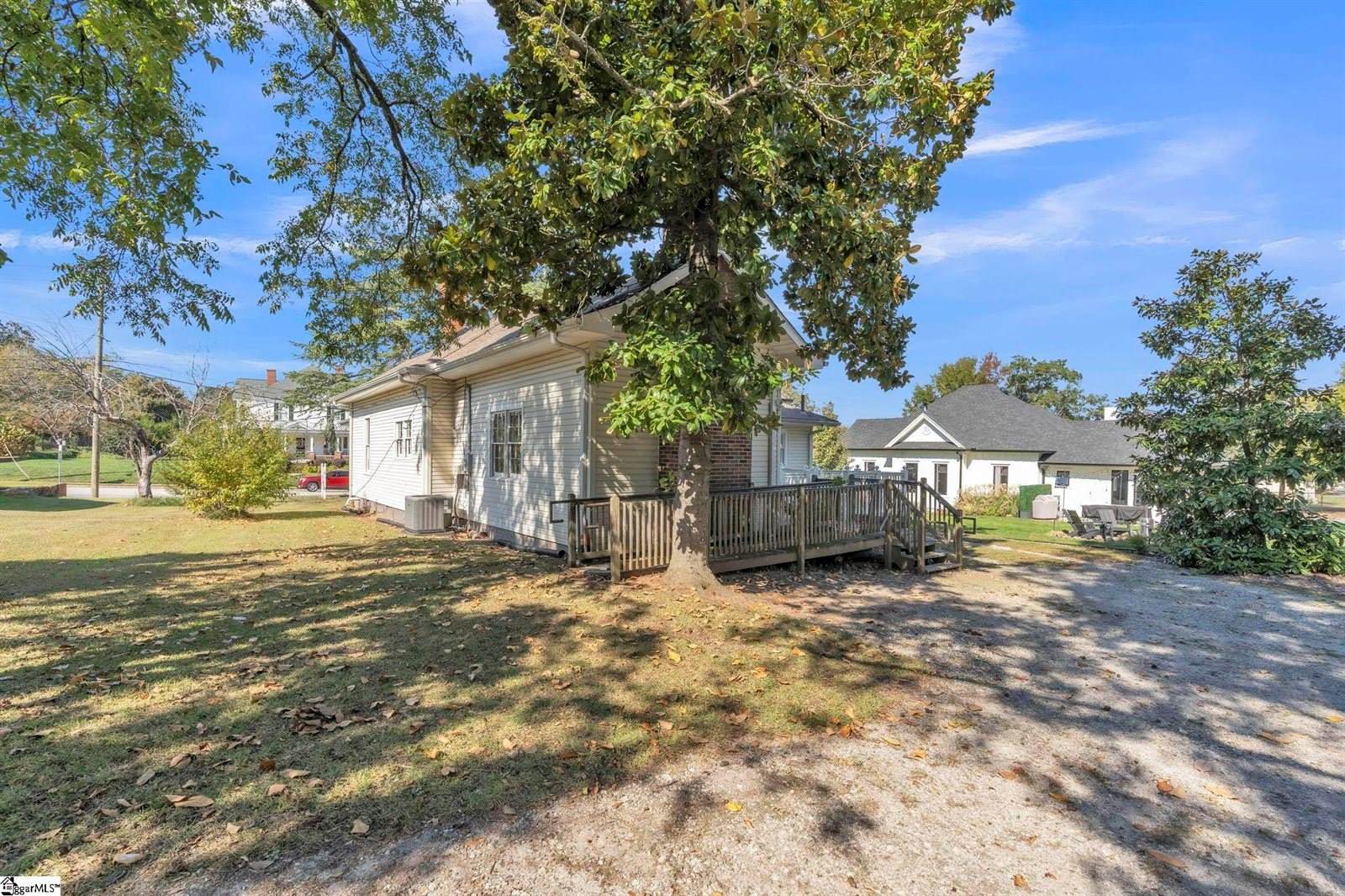 408 North Main, Greer, SC 29651