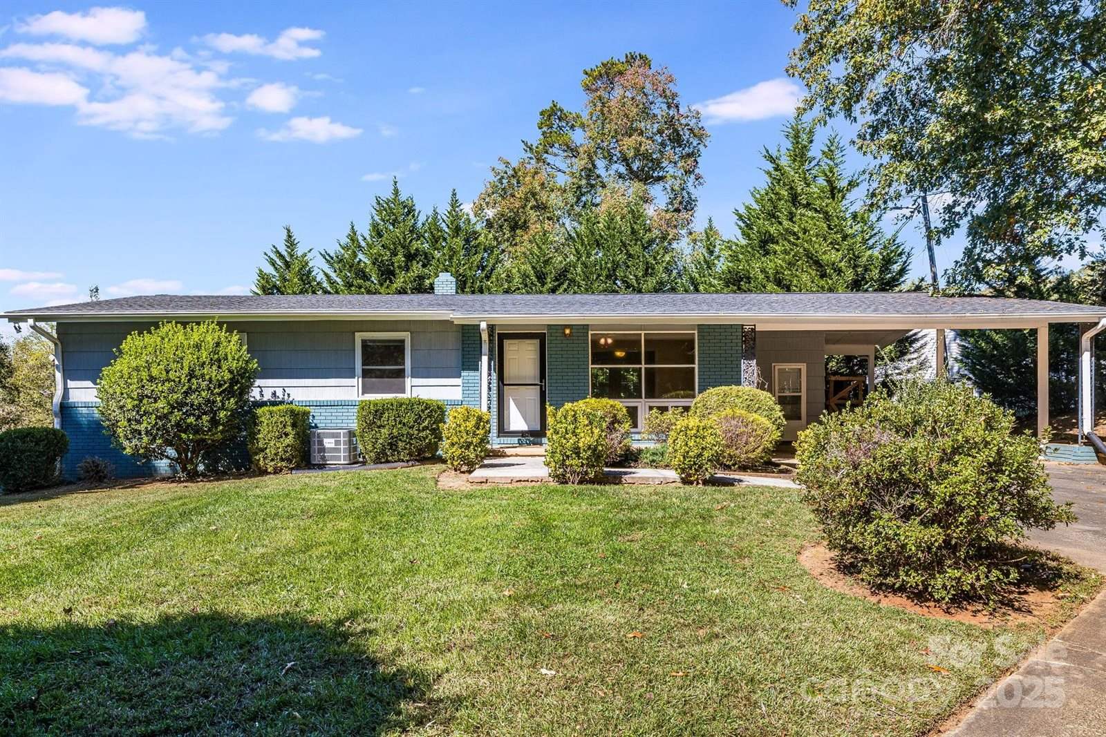 26 Elkmont Drive, Asheville, NC 28804