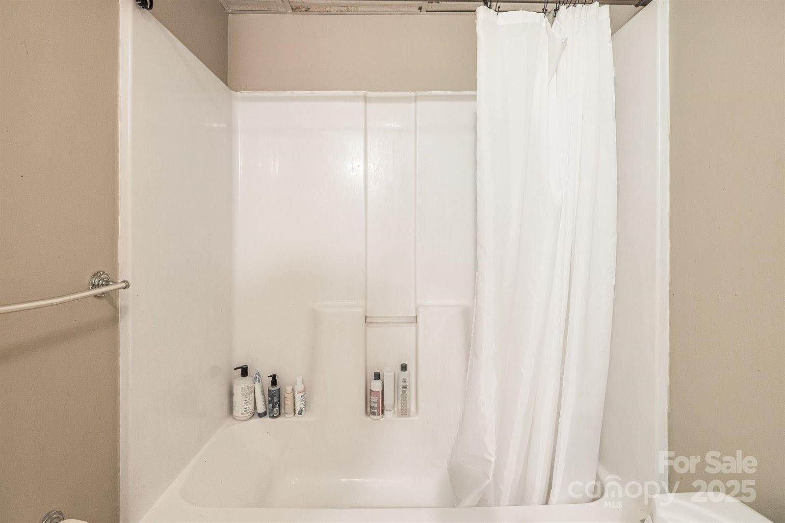 26 Elkmont Drive, Asheville, NC 28804