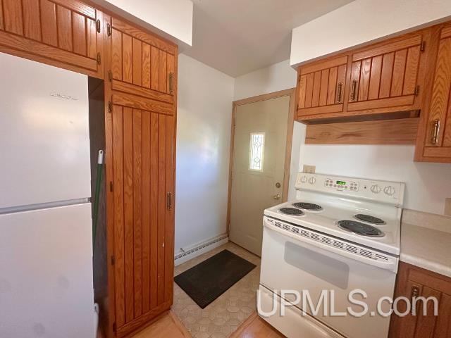 1509 Lincoln Avenue, Marquette, MI 49855