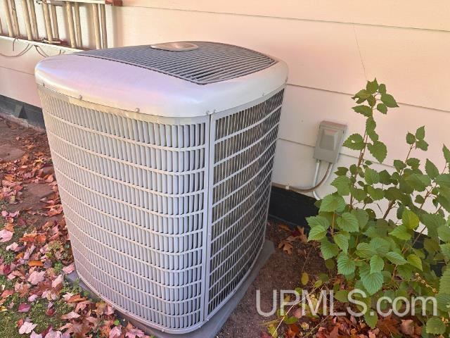 1509 Lincoln Avenue, Marquette, MI 49855