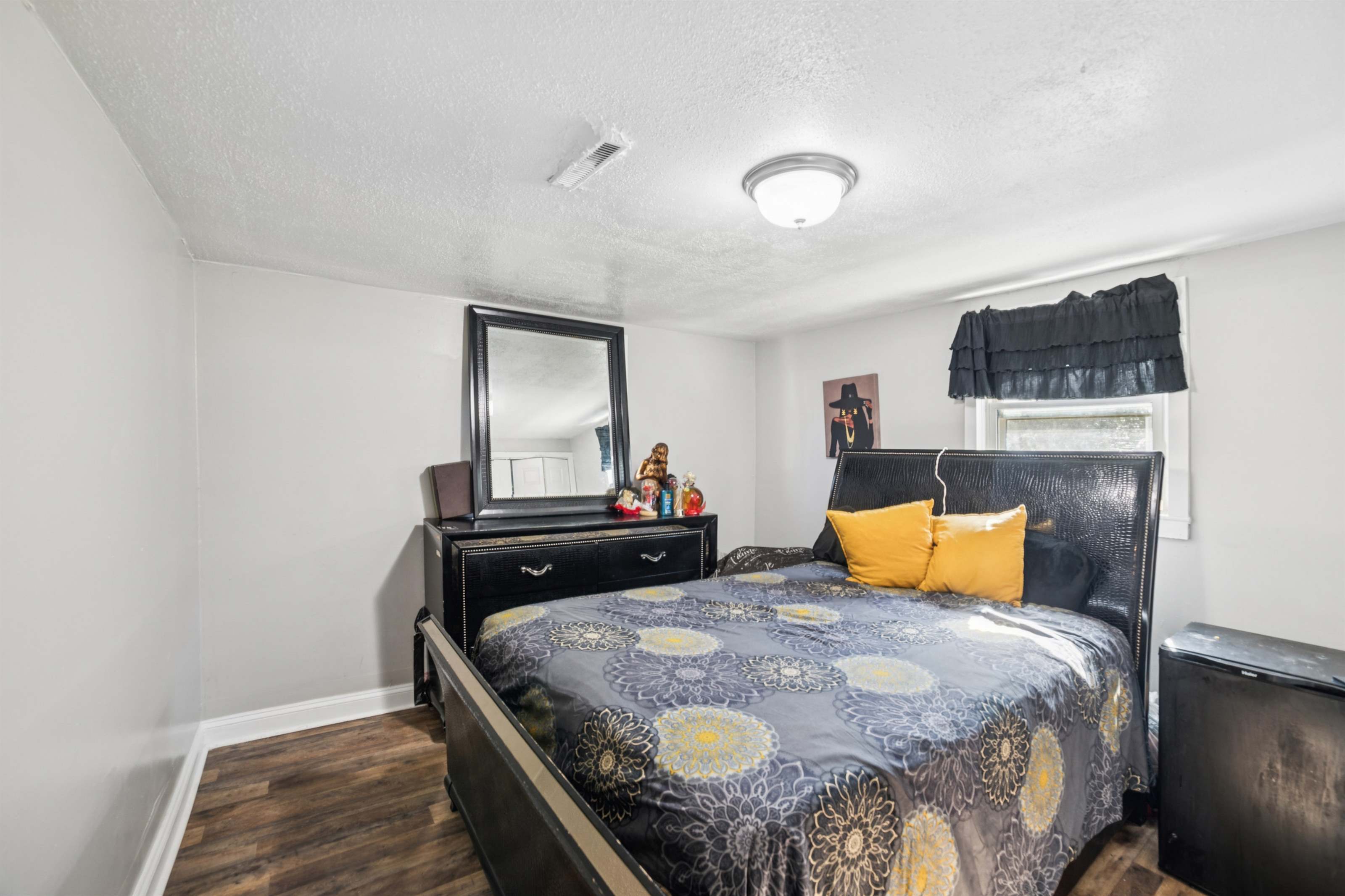 1129 Rita Avenue, Stateville, NC 28677