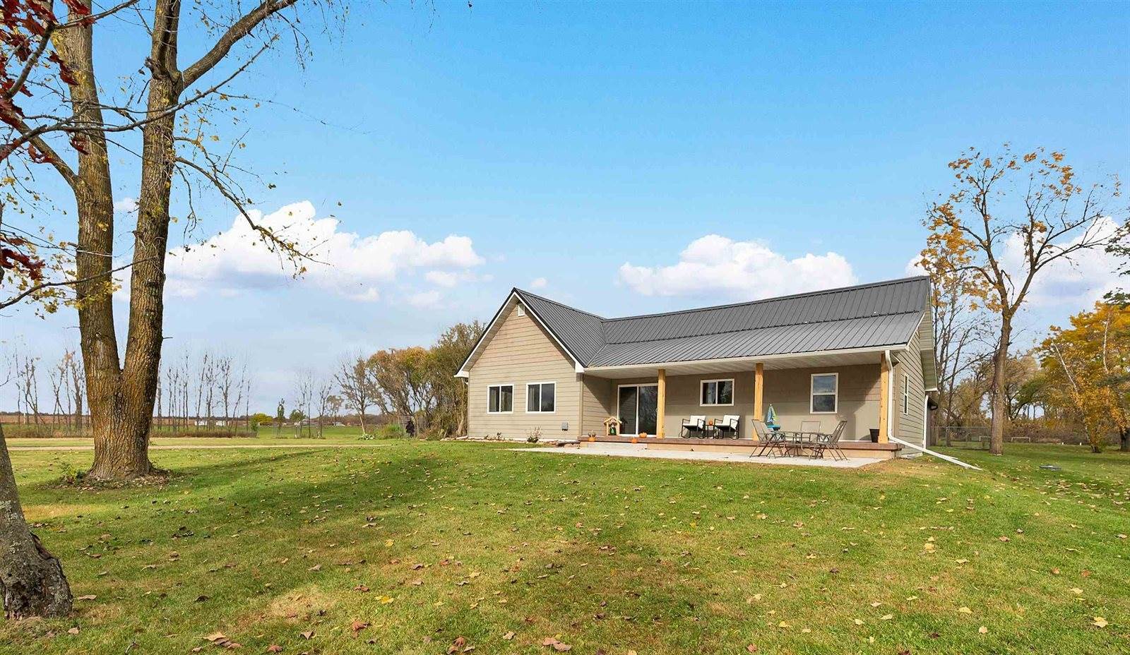 7112 County Rd A, Lena, WI 54139