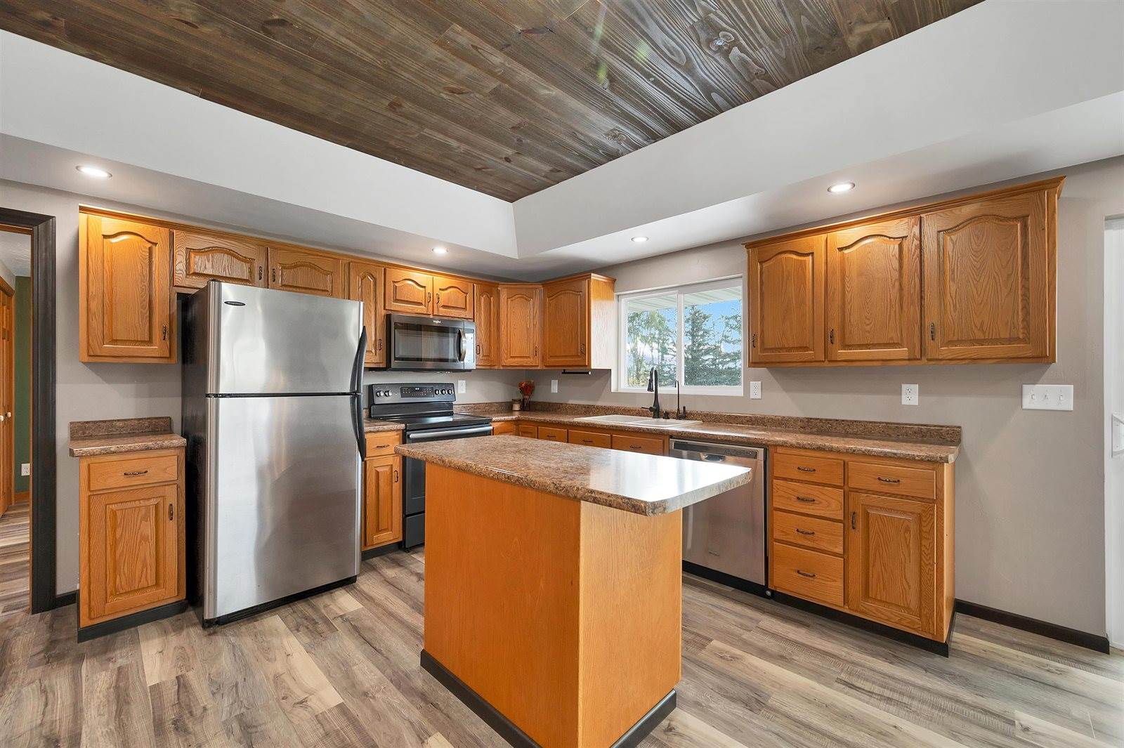 7112 County Rd A, Lena, WI 54139