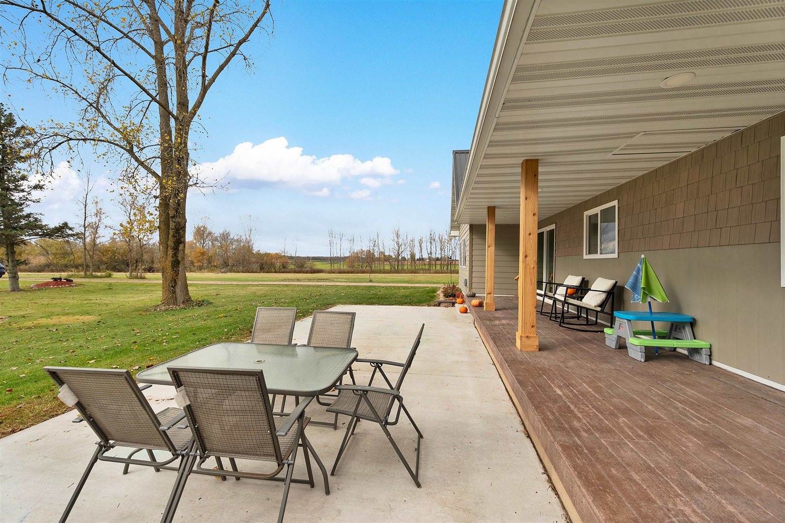 7112 County Rd A, Lena, WI 54139