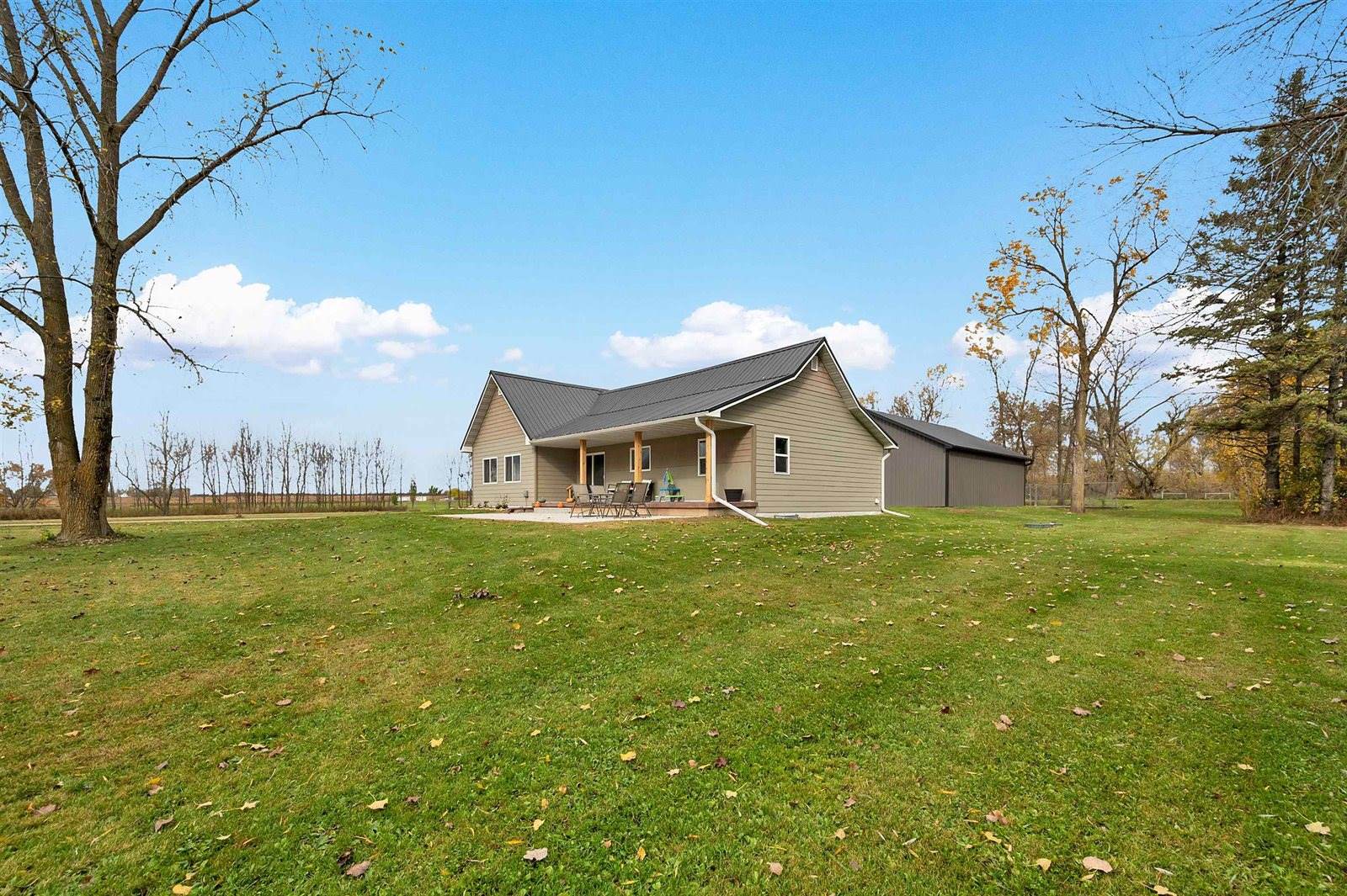 7112 County Rd A, Lena, WI 54139