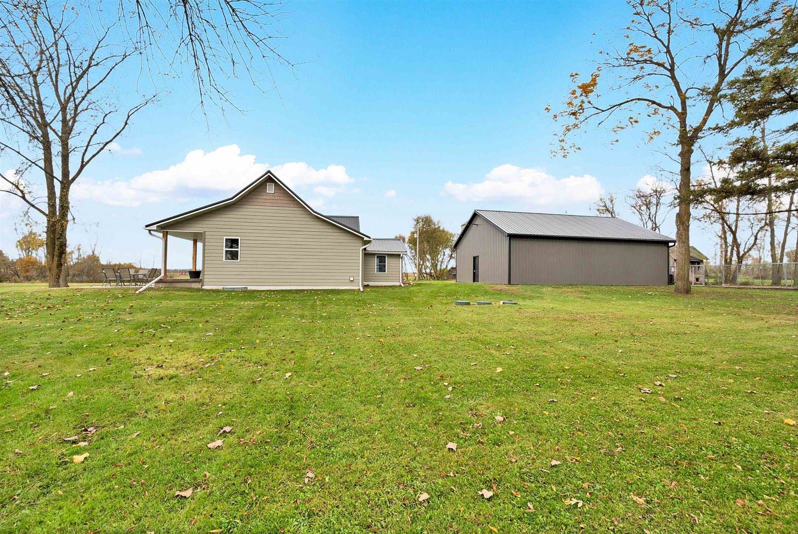 7112 County Rd A, Lena, WI 54139