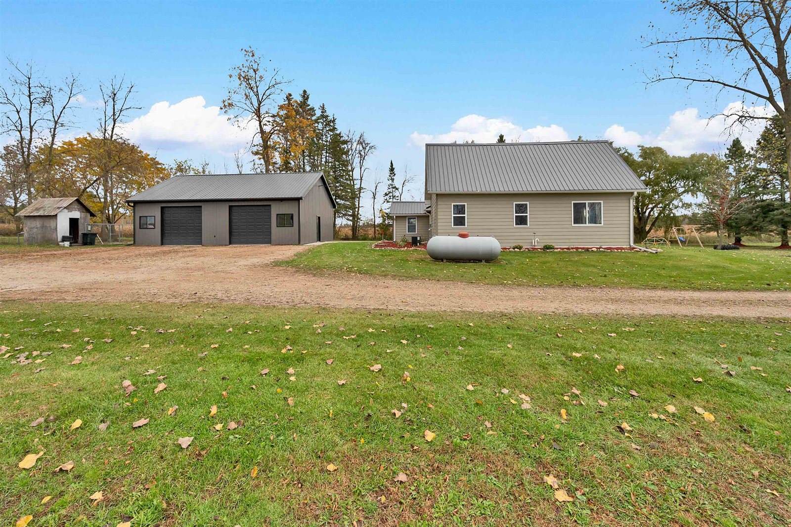 7112 County Rd A, Lena, WI 54139