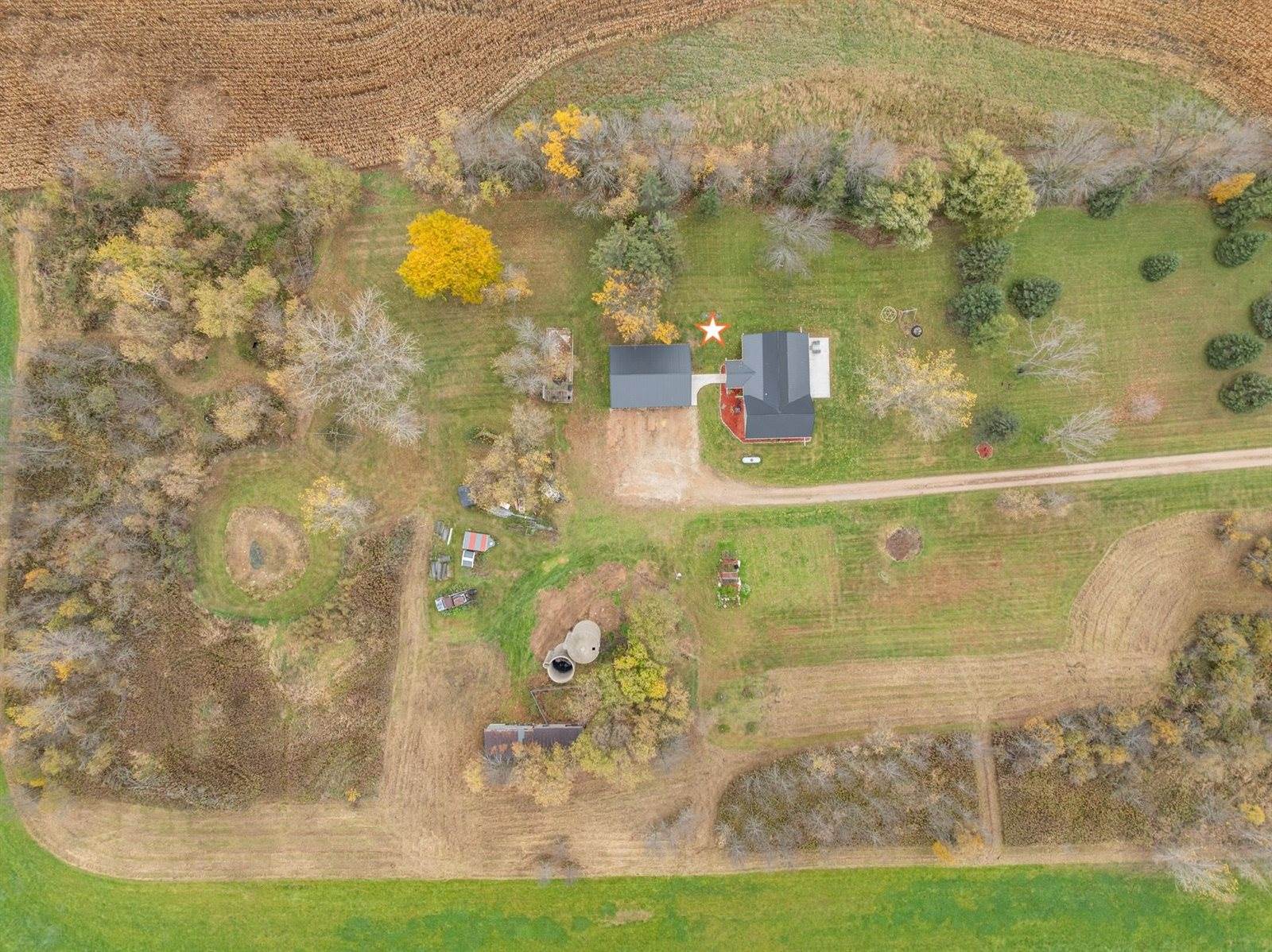 7112 County Rd A, Lena, WI 54139