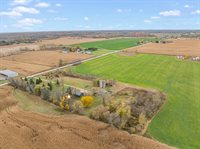 7112 County Rd A, Lena, WI 54139