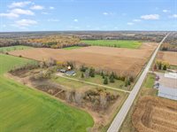 7112 County Rd A, Lena, WI 54139