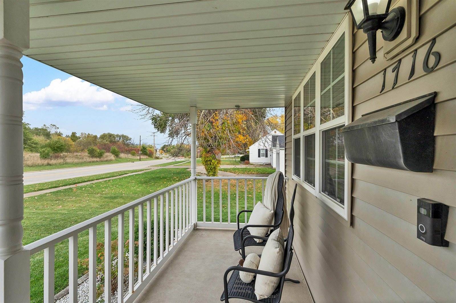 1716 Fort Howard Avenue, De Pere, WI 54115