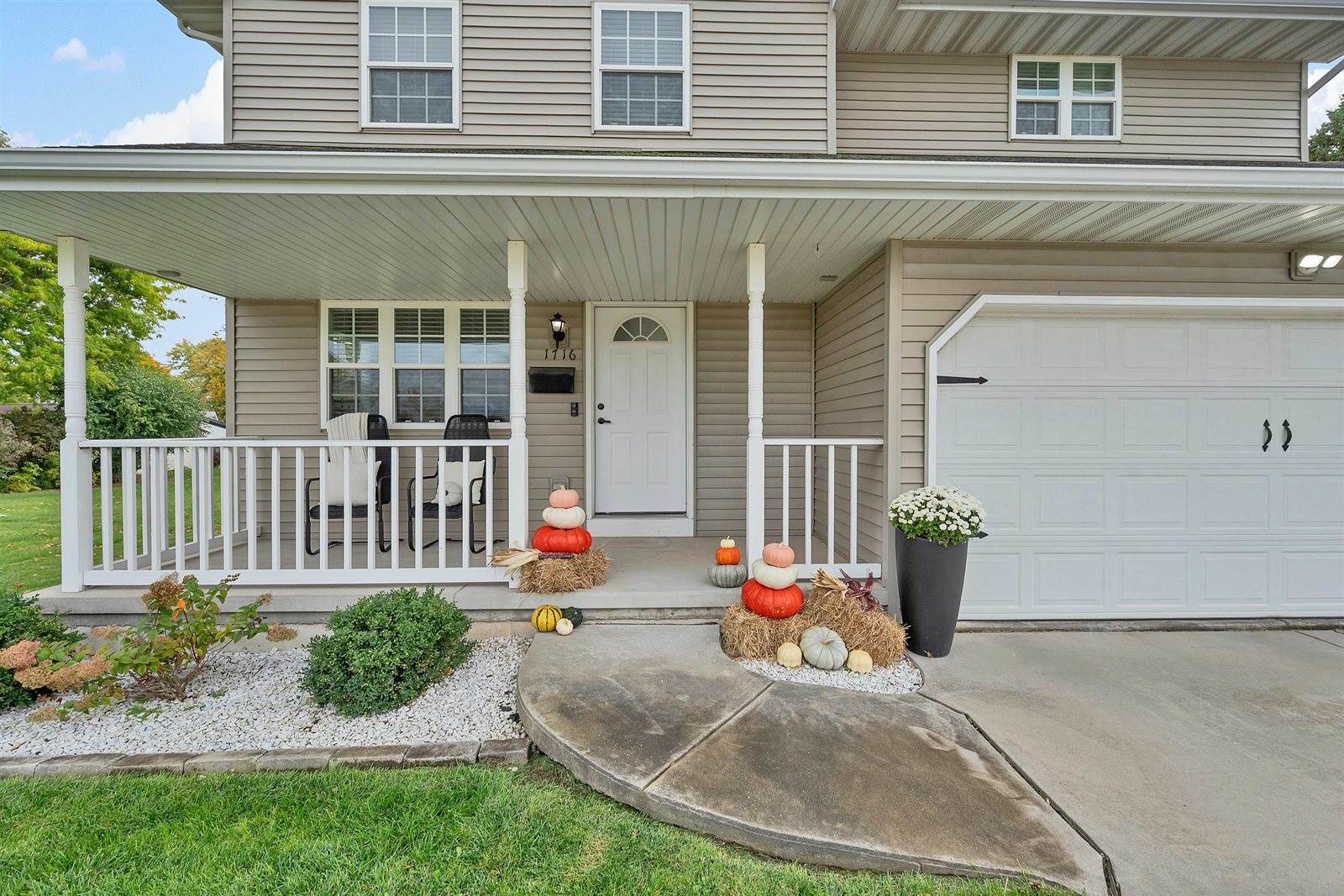 1716 Fort Howard Avenue, De Pere, WI 54115