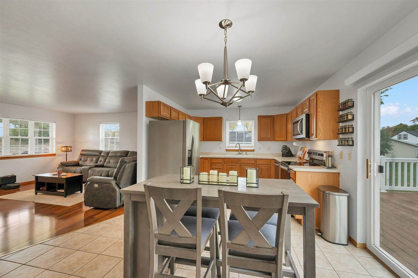 1716 Fort Howard Avenue, De Pere, WI 54115