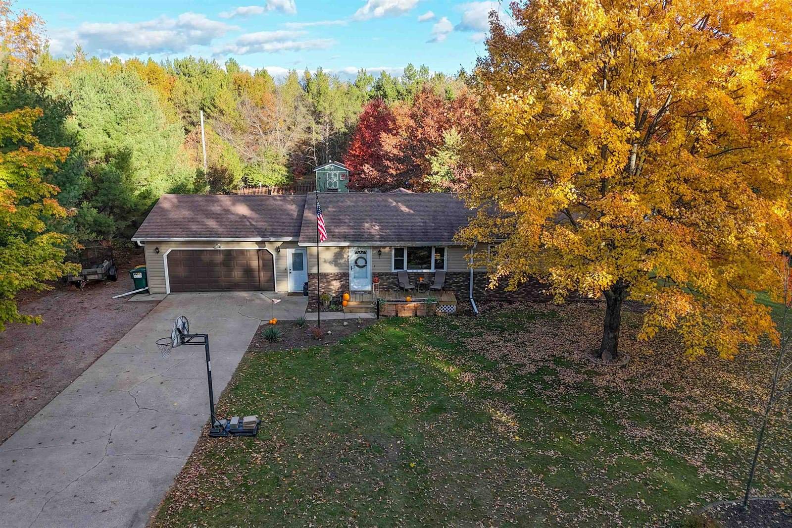 7031 Dakota Court, Wisconsin Rapids, WI 54494