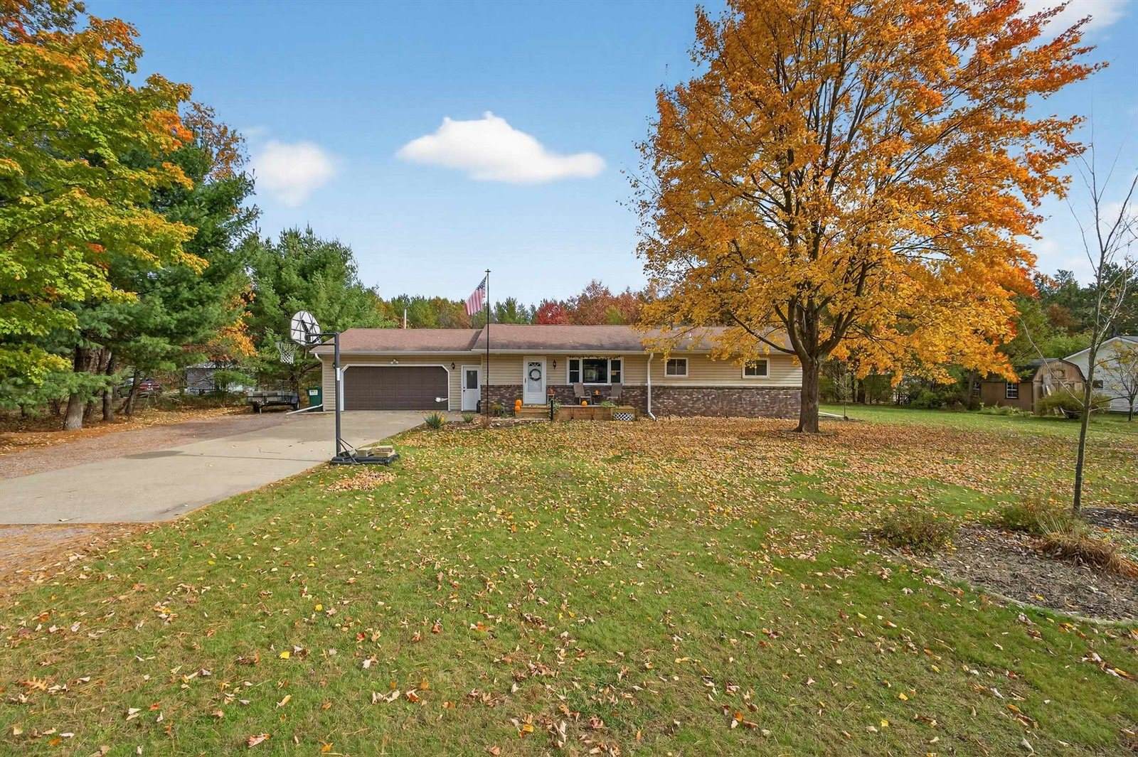 7031 Dakota Court, Wisconsin Rapids, WI 54494