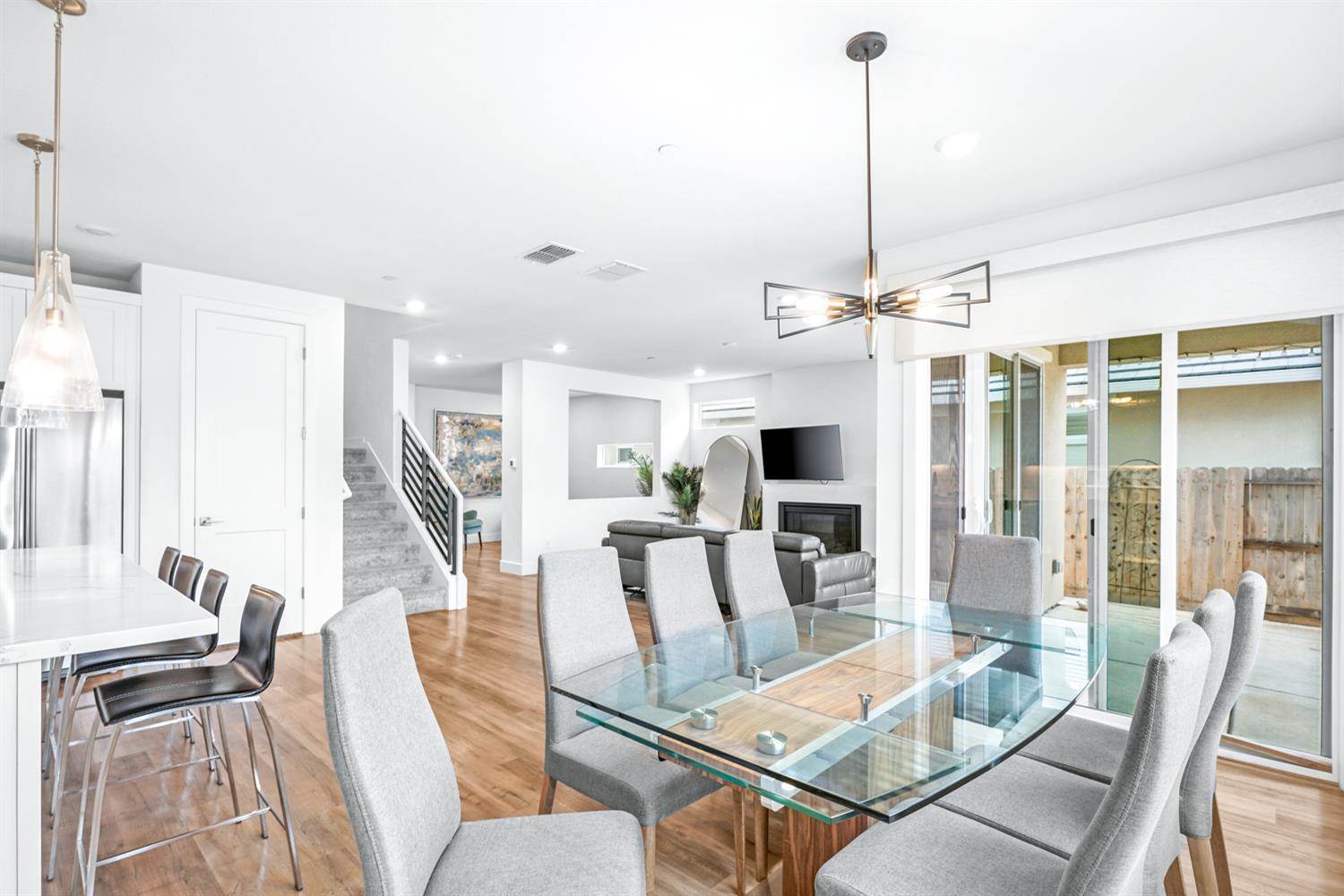 4231 Privas Way, Rancho Cordova, CA 95742