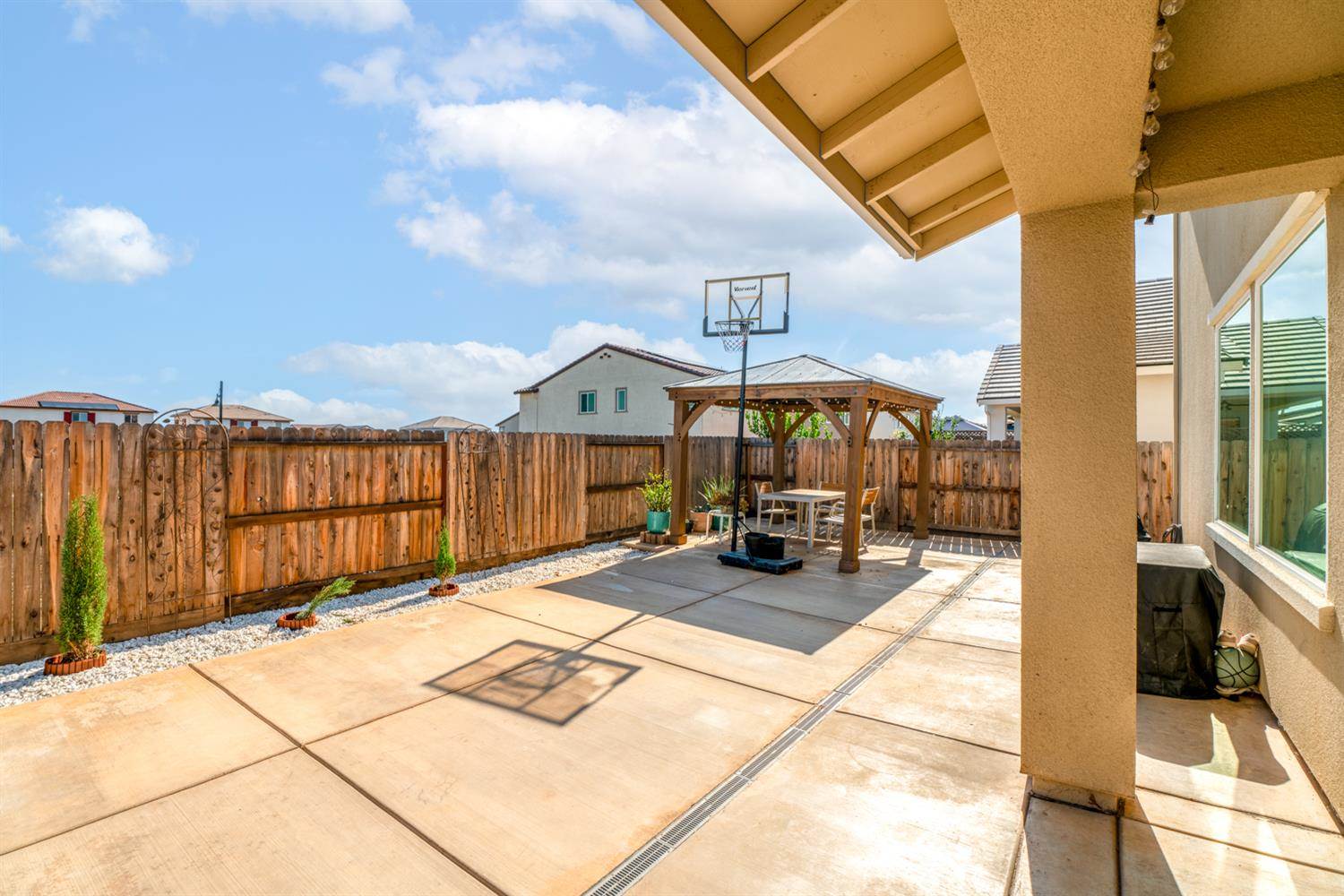 4231 Privas Way, Rancho Cordova, CA 95742