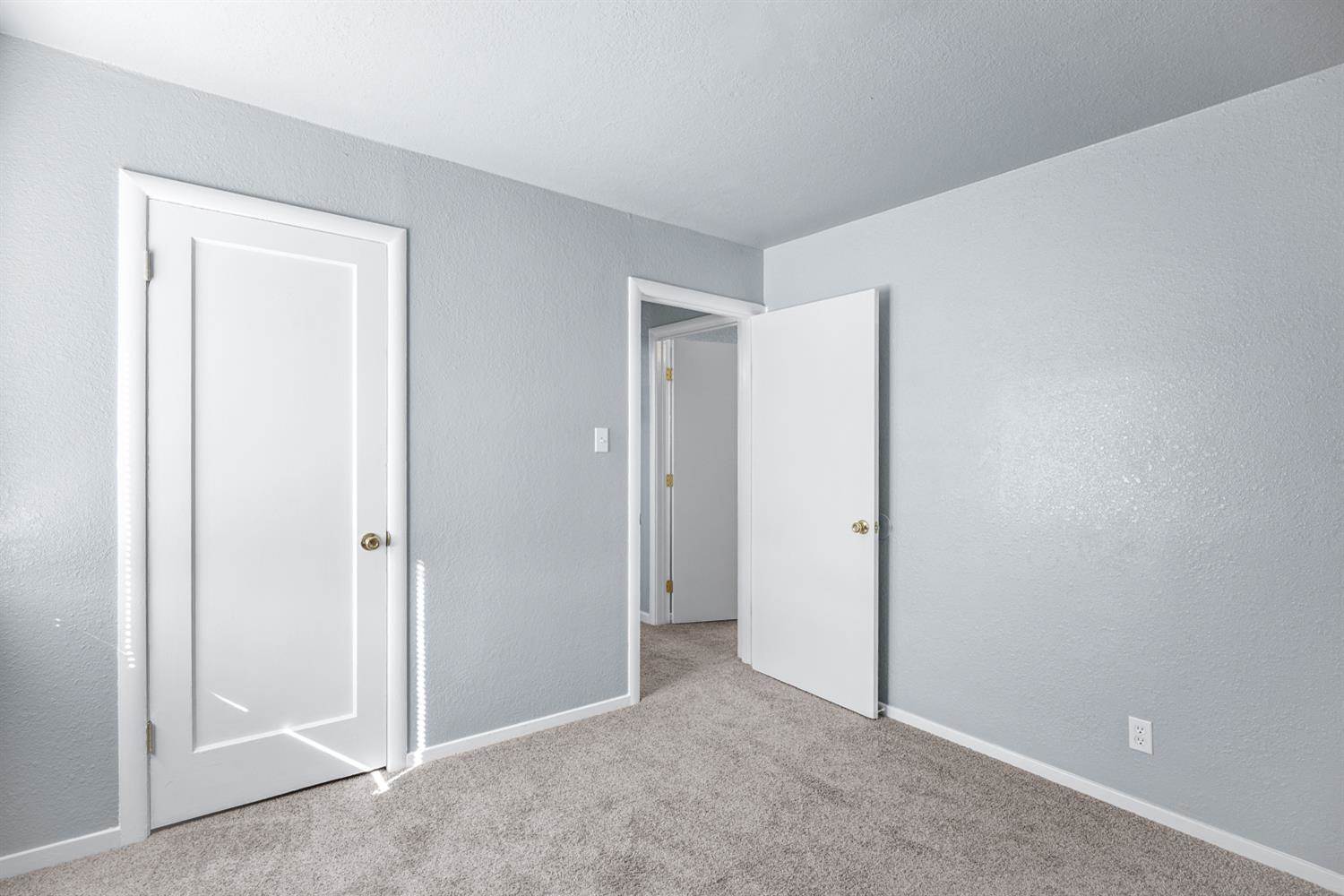 5645 Nona Way, Sacramento, CA 95824