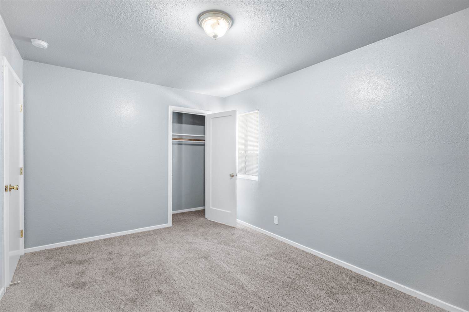 5645 Nona Way, Sacramento, CA 95824