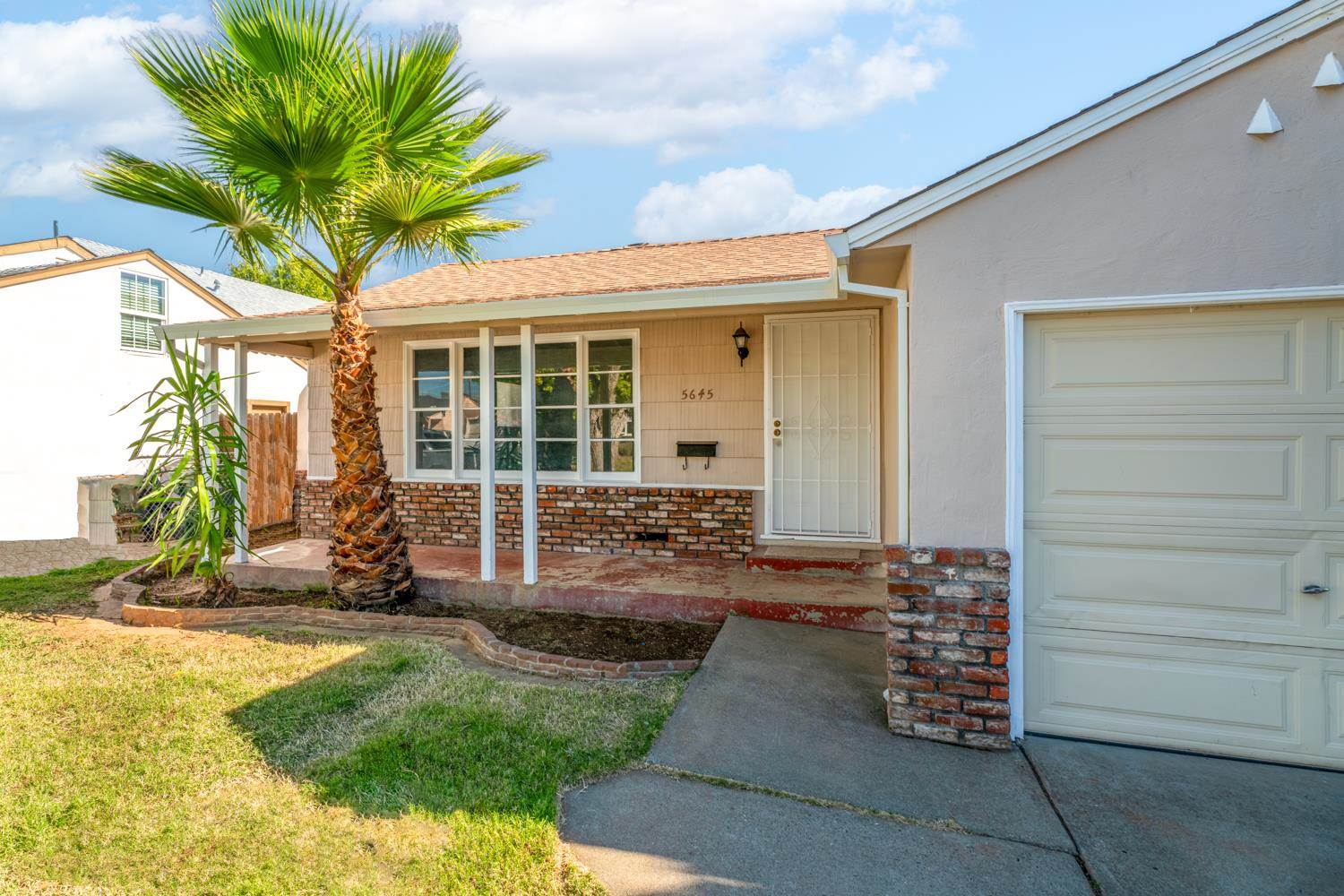 5645 Nona Way, Sacramento, CA 95824