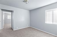 5645 Nona Way, Sacramento, CA 95824